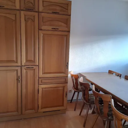 Apartment Haus *